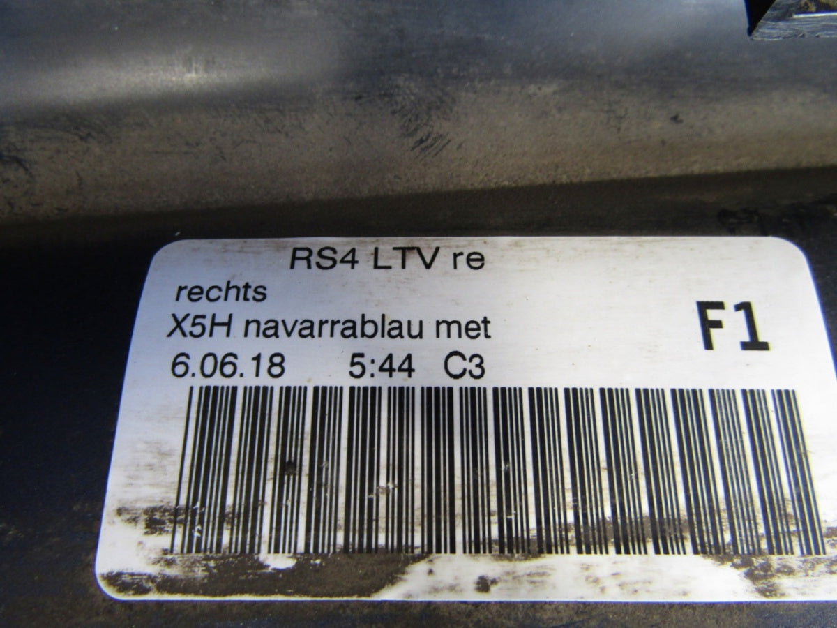 Lajsna praga desna AUDI RS4 8W9 B9 RS 4 18-