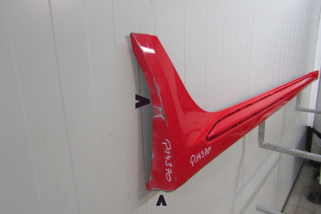 Lajsna praga desna AUDI RS4 8W9 B9 RS 4 18-