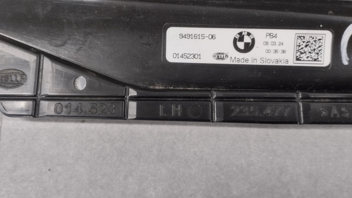 Slizg nosač Lampki praga LH + LED lijevi lajsne progowej BMW G22 G23 G24