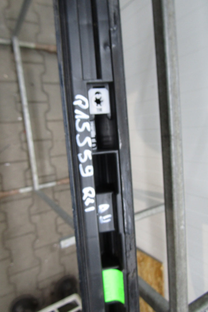 Lajsna praga desni Audi A1 S line 82A 17- S1