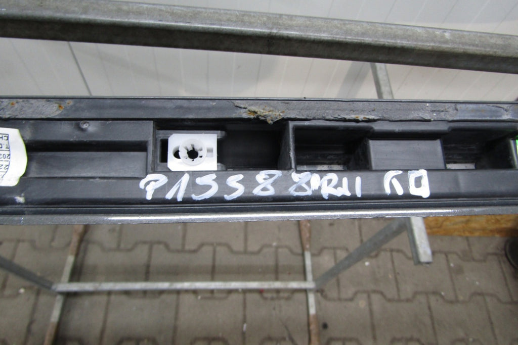 Lajsna praga desni Audi A1 S line 82A 17- S1