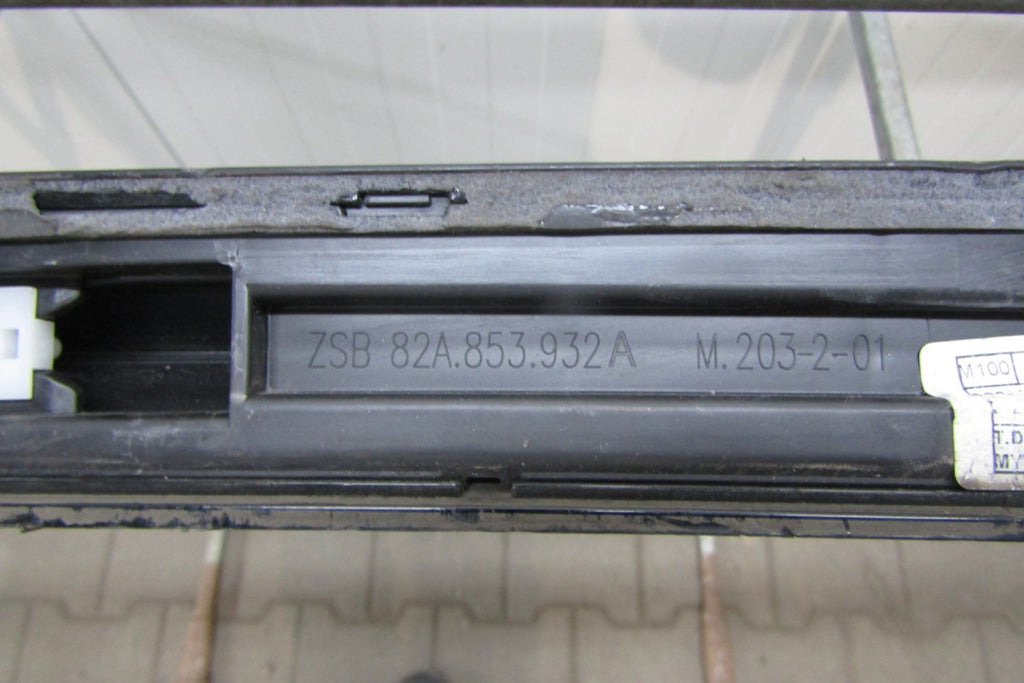 Lajsna praga desni Audi A1 S line 82A 17- S1
