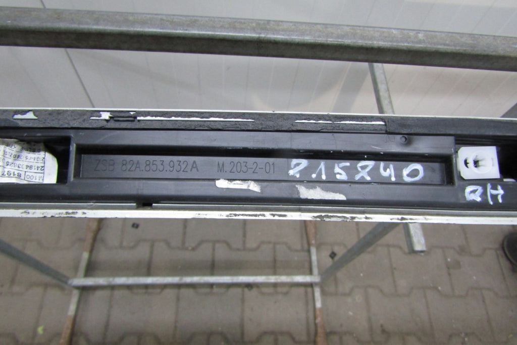 Lajsna praga desni Audi A1 S line 82A 17- S1