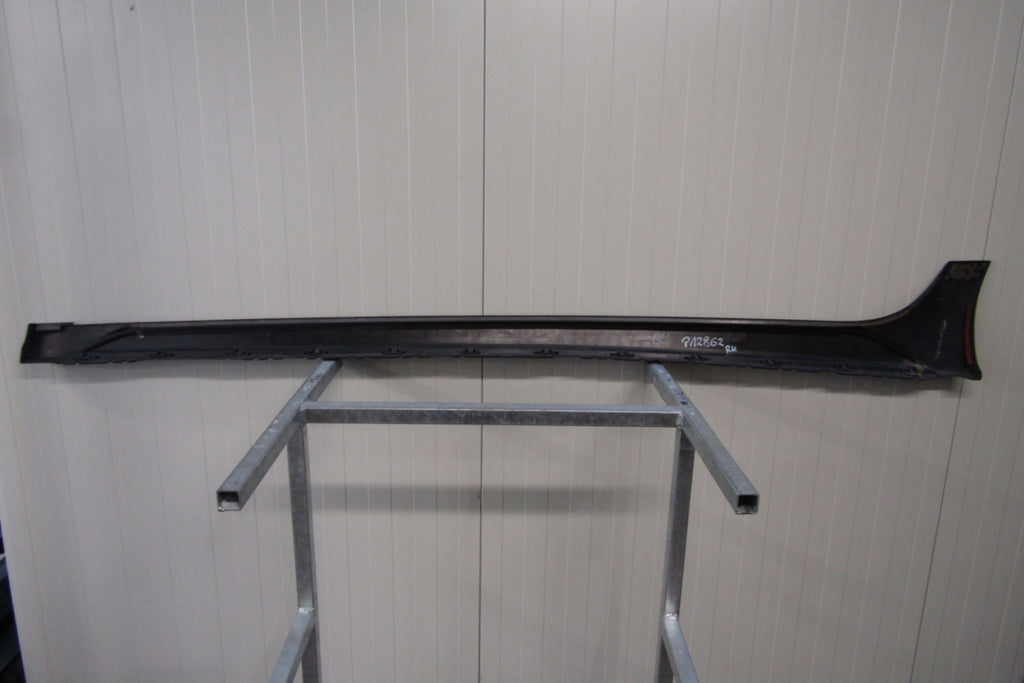 Lajsna praga desna Audi A4 Allroad LIFT 8W9 B9 KOMBI 19-