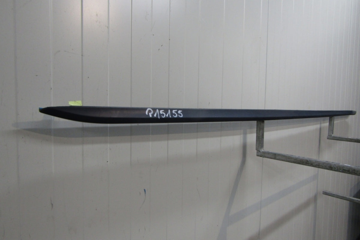 Lajsna praga desni Audi A4 B9 8W0 S-Line 15-19