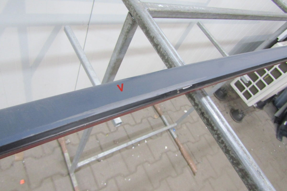 Lajsna praga desni Audi A4 B9 8W0 S-Line 15-19
