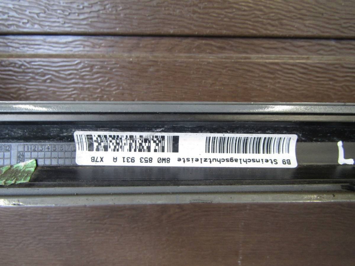 Lajsna praga lijeva Audi A4 B9 8W0 S-Line 19 Lift