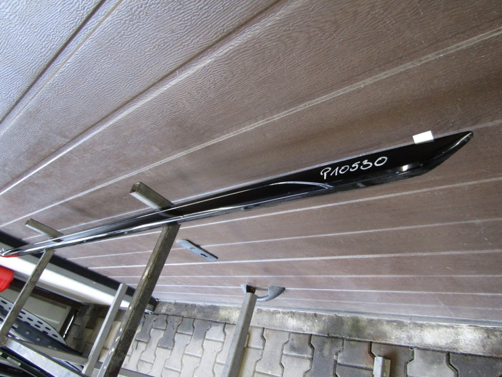 Lajsna praga lijeva Audi A4 B9 8W0 S-Line 19 Lift