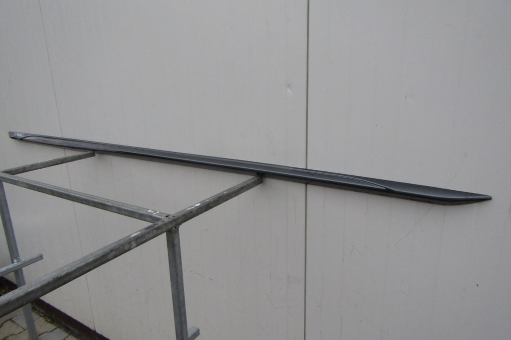 Lajsna praga desna Audi A4 B9 8W0 S-Line 19 Lift