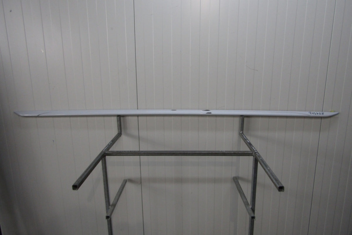 Lajsna praga desna Audi A4 B9 8W0 S-Line 19 Lift