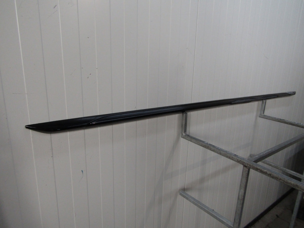 Lajsna praga desna Audi A4 B9 8W0 S-Line 19 Lift