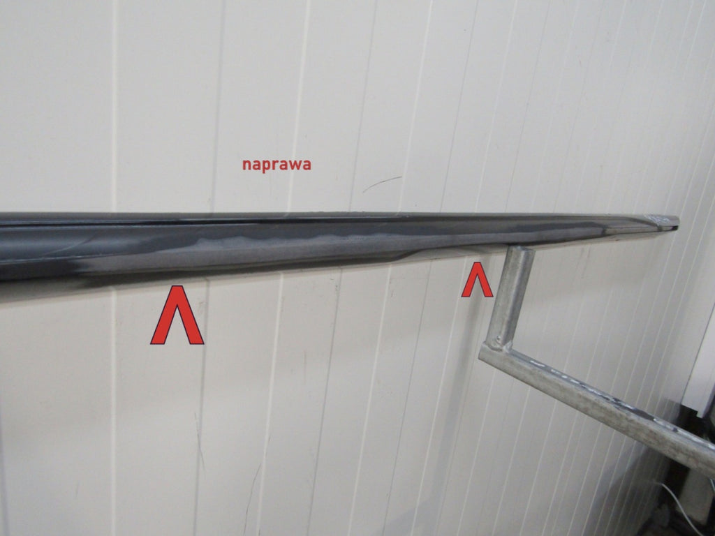 Lajsna praga desna Audi A4 B9 8W0 S-Line 19 Lift