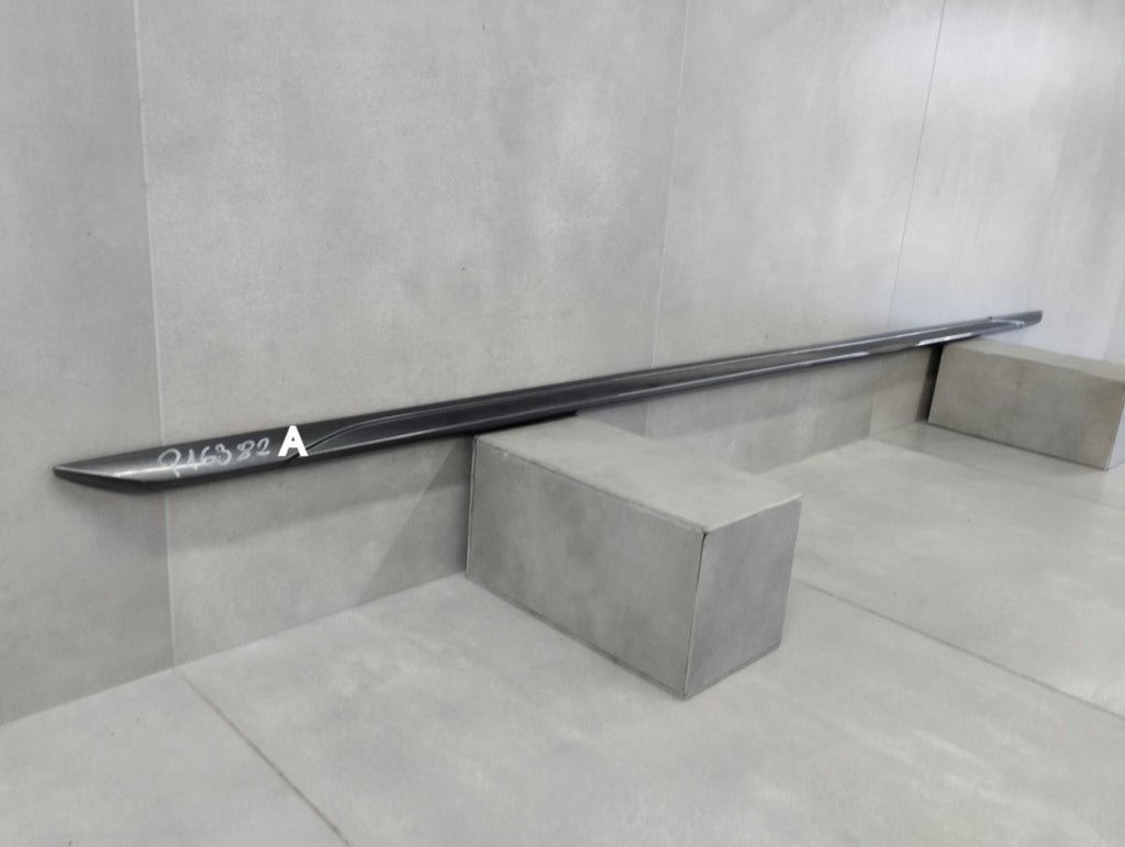 Lajsna praga desni Audi A4 B9 8W0 S-Line 19 Lift