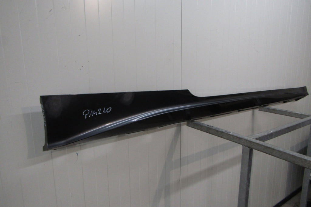 Lajsna praga desna Audi A5 8W6 8W7 S-Line 19 Lif