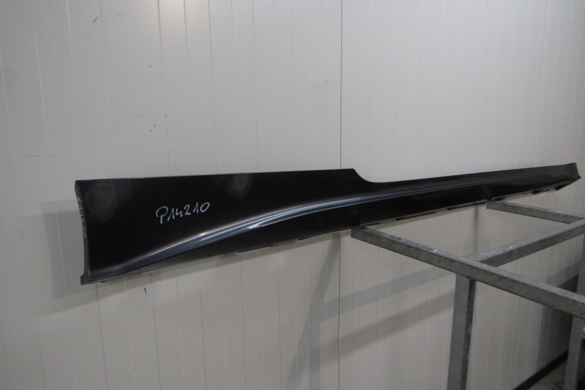 Lajsna praga desna Audi A5 8W6 8W7 S-Line 19 Lif