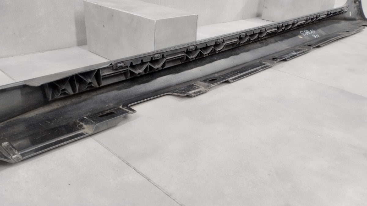 Lajsna praga desni Audi A5 8W8 S-Line 19 Lift-