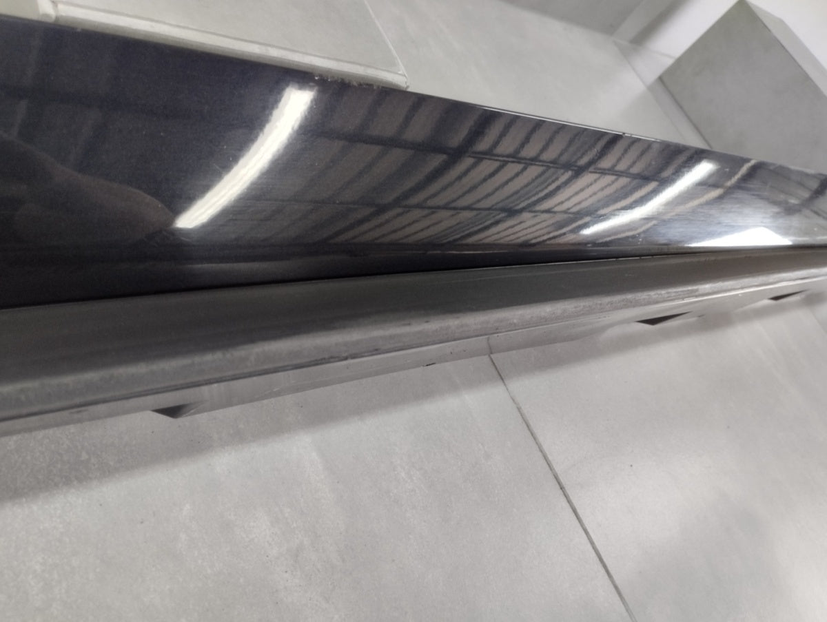 Lajsna praga desni Audi A5 8W8 S Line Sportback 16-19 5D