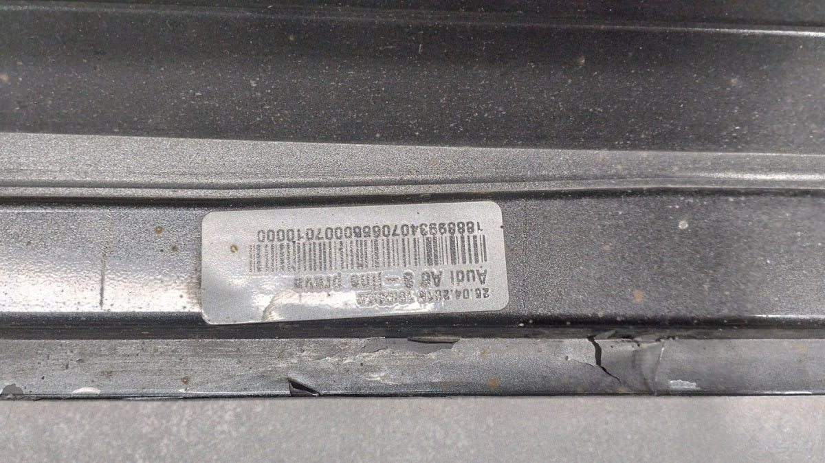 Lajsna praga desni Audi A6 C8 4K0 S Line 18- sedan kombi
