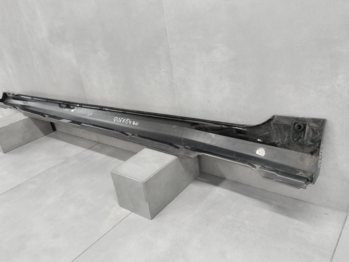 Lajsna praga desni Audi A6 C8 4K0 S Line 18-
