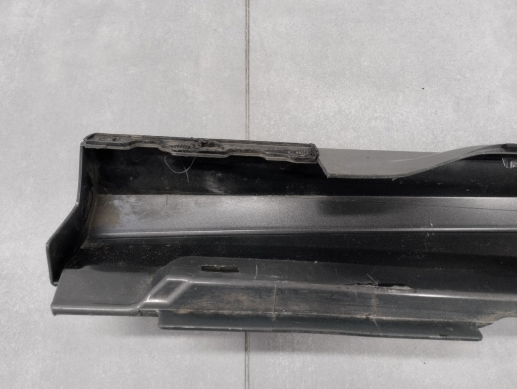 Lajsna praga desni Audi A6 C8 4K0 S Line 18-