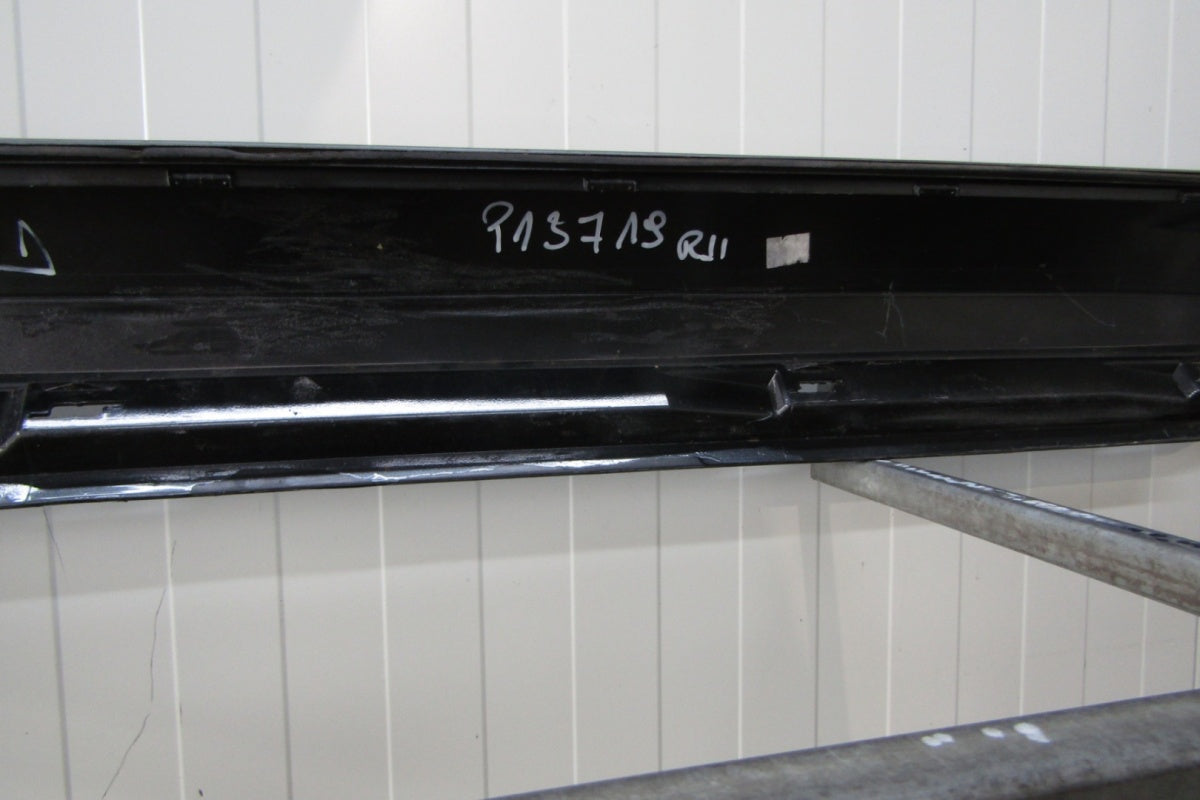 Lajsna praga desna Audi A6 C8 4K0 S Line 18-