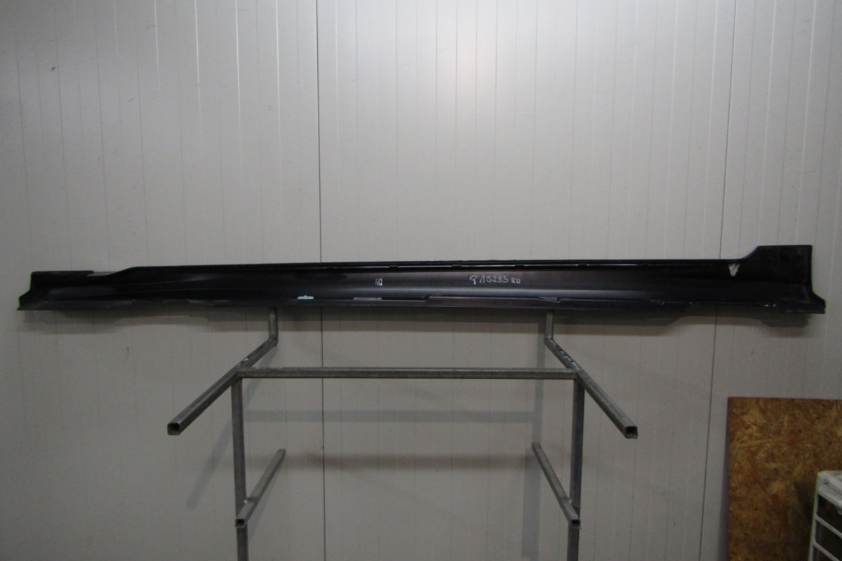 Lajsna praga desni Audi A6 C8 4K0 S Line 18-