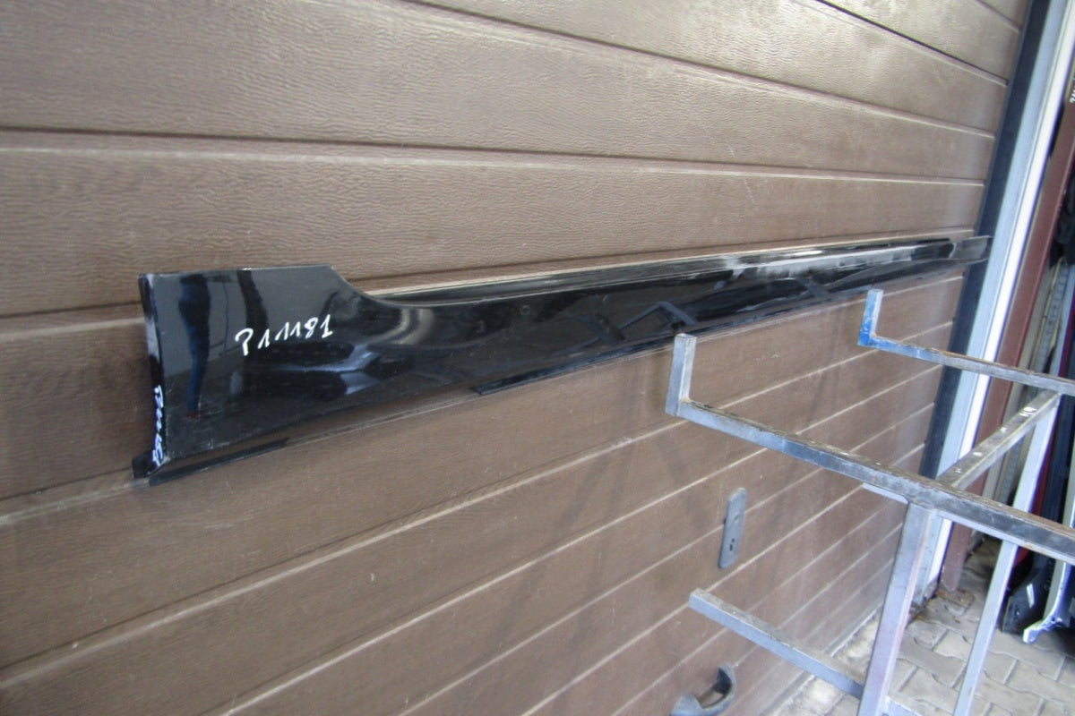 Lajsna praga desna Audi A6 C8 4K0 obloga 18-