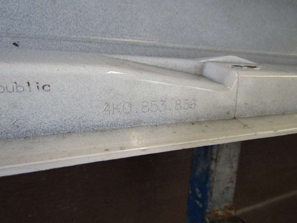 Lajsna praga desna Audi A6 C8 4K0 obloga 18-