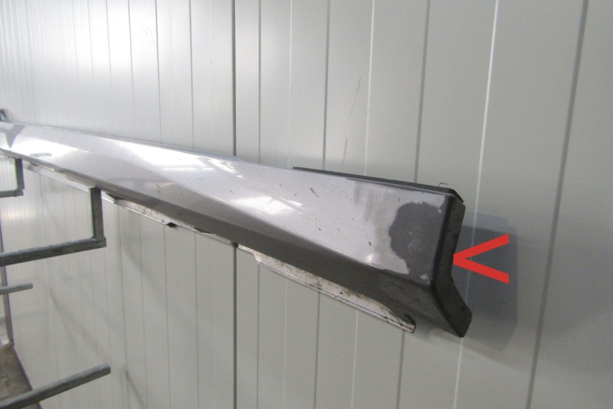 Lajsna praga desna Audi A6 C8 4K0 obloga 18-