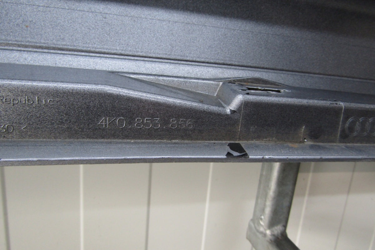 Lajsna praga desna Audi A6 C8 4K0 obloga 18-