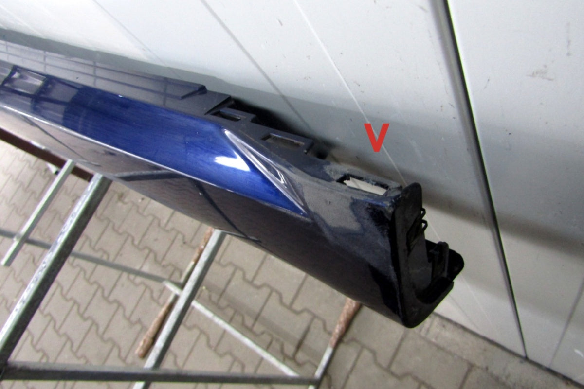 Lajsna praga desna Audi TTs TT S-Line 8S0 14-18