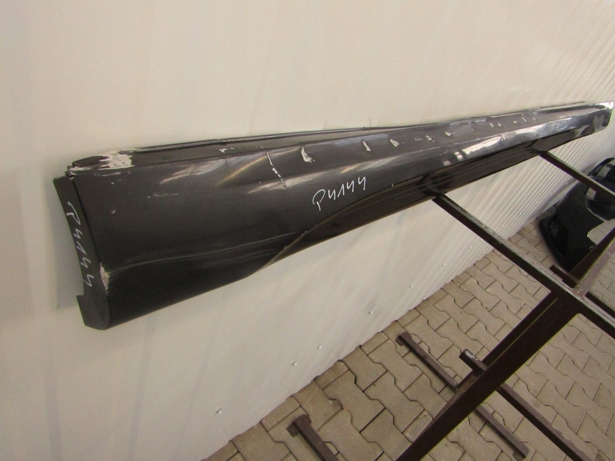 Lajsna praga desna BMW X1 E84 M-paket obloga