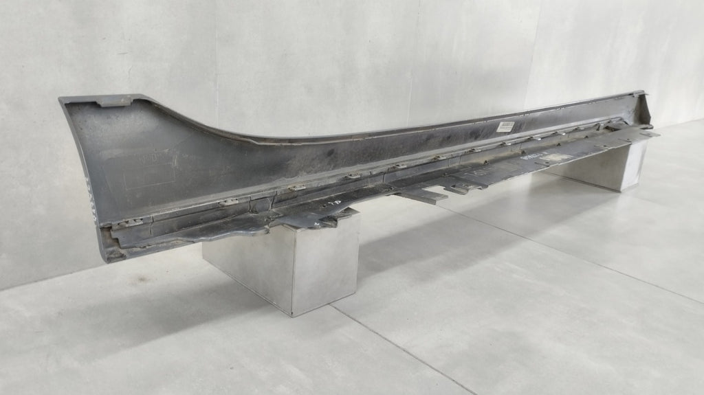 Lajsna praga lijevi BMW 1 F40 M paket 19-