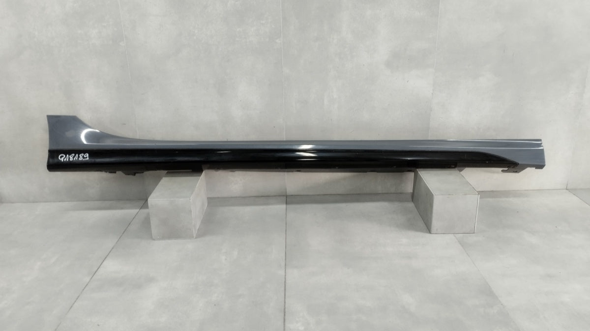 Lajsna praga desni BMW 2 F44 M paket 19-