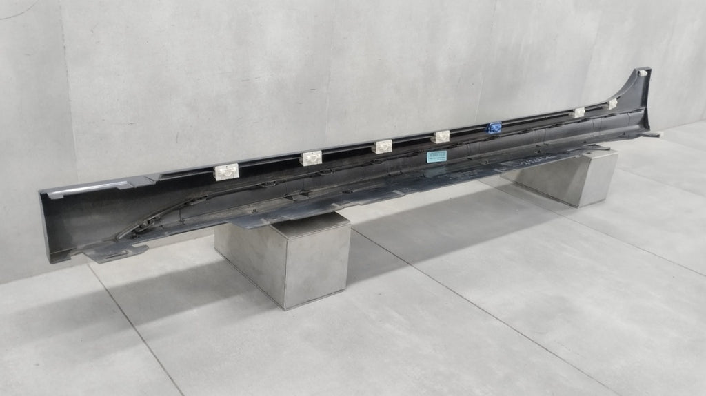 Lajsna praga desni BMW 2 F44 M paket 19-