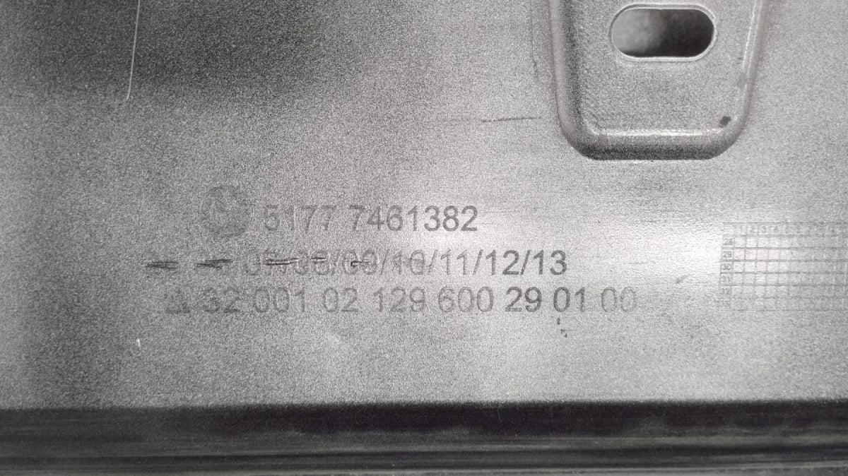Lajsna praga desni BMW 1 F40 2 F44 19- próg