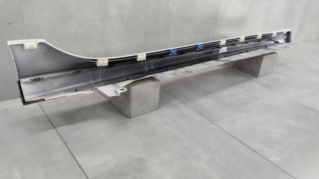 Lajsna praga lijevi BMW 2 F44 M paket 19-