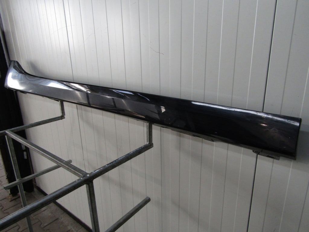 Lajsna praga desna BMW 1 F40 2 F44 19- próg