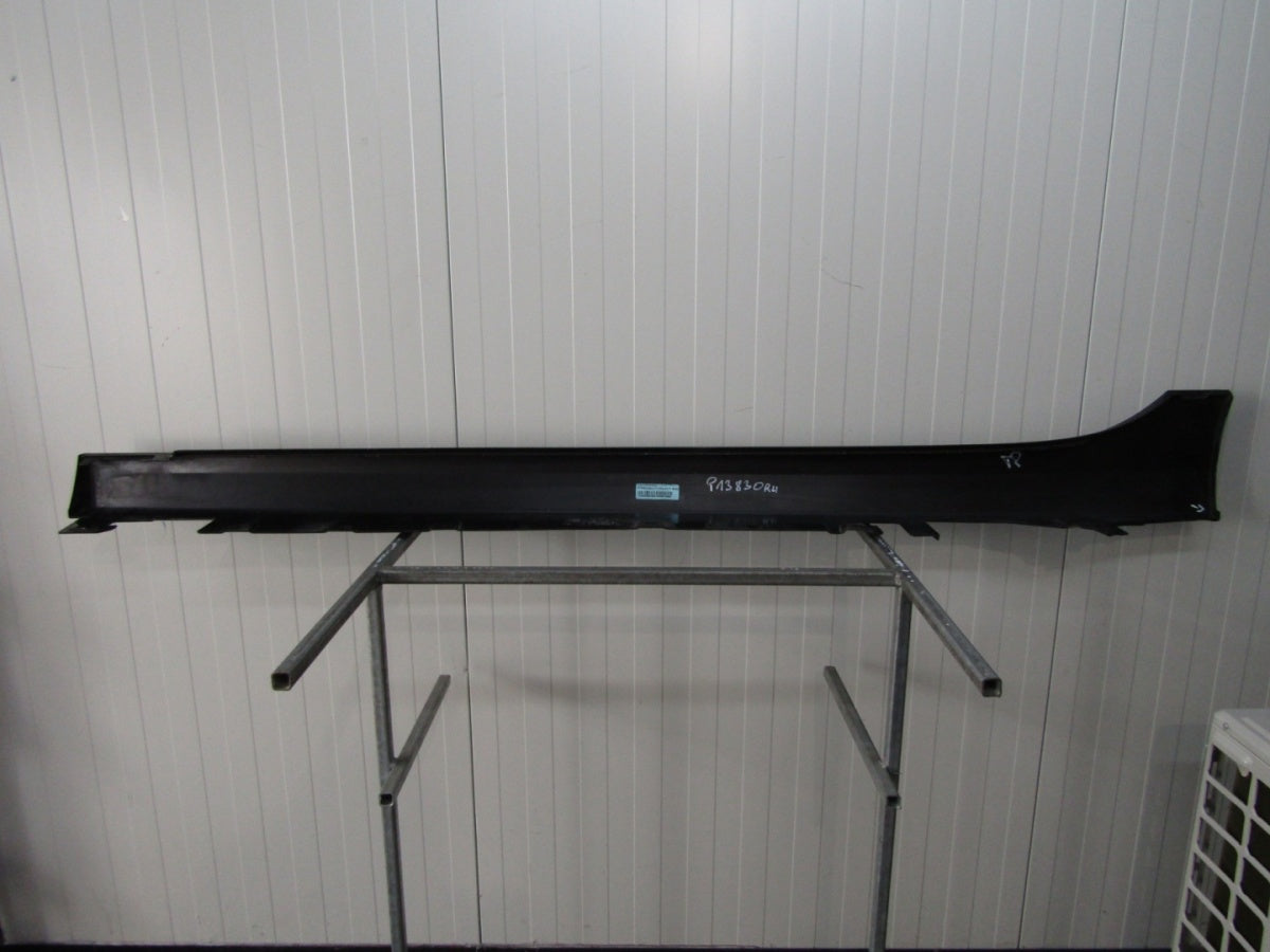 Lajsna praga desna BMW 1 F40 2 F44 19- próg