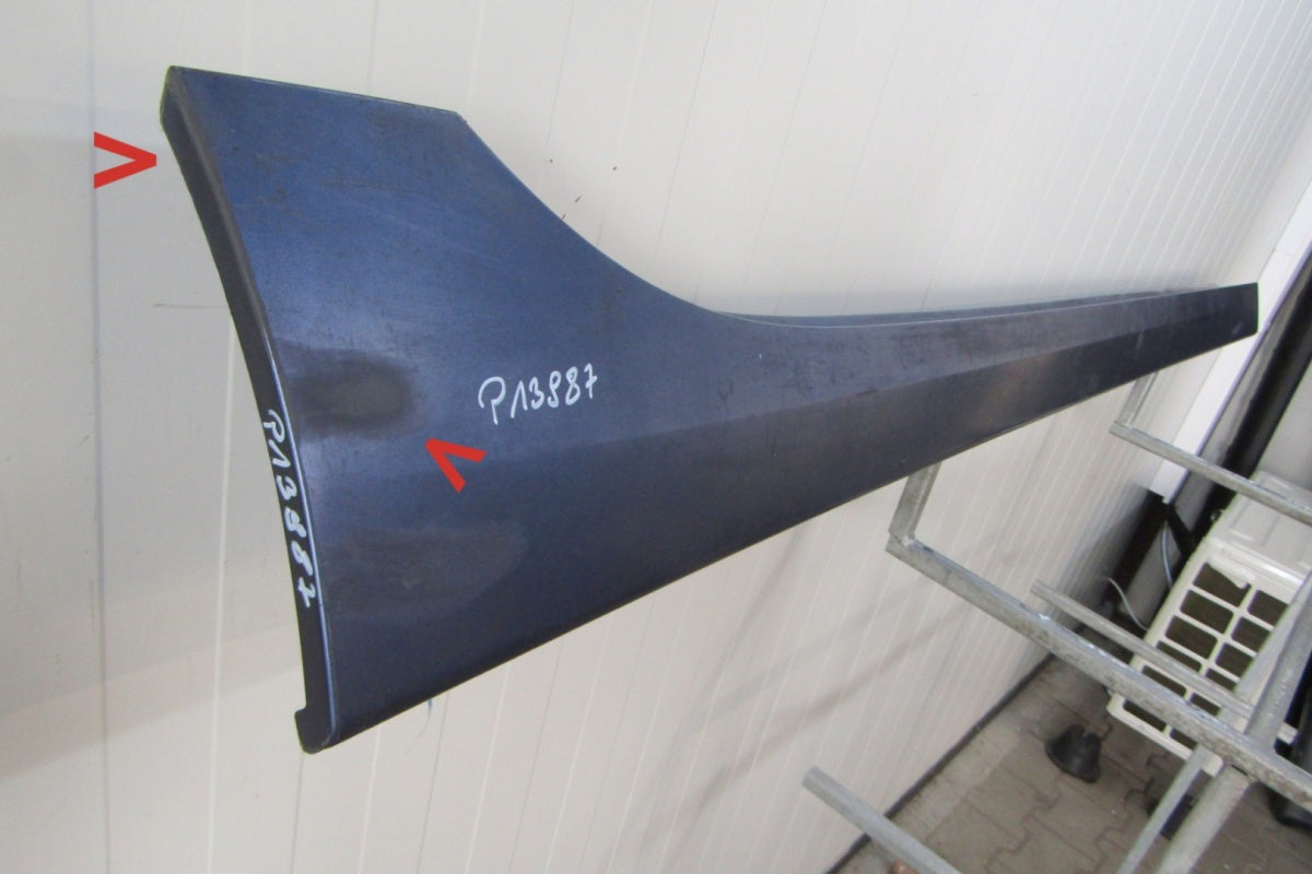 Lajsna praga desna BMW 1 F40 2 F44 19- próg