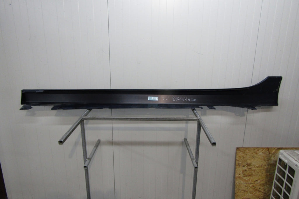 Lajsna praga desni BMW 1 F40 2 F44 19- próg