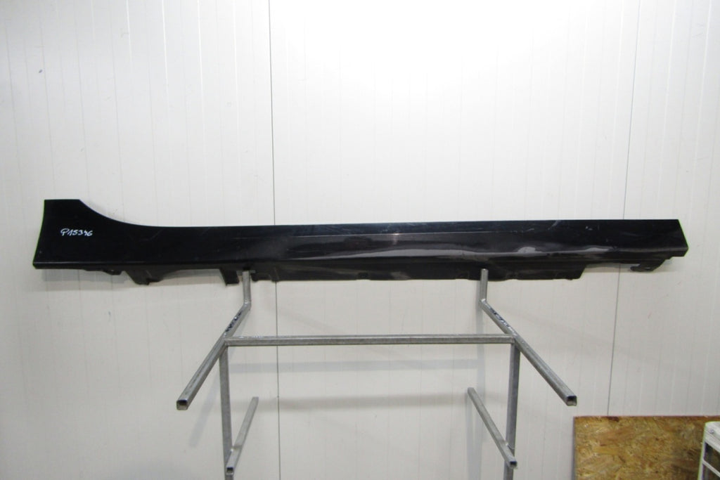 Lajsna praga desni BMW 1 F40 2 F44 19- próg