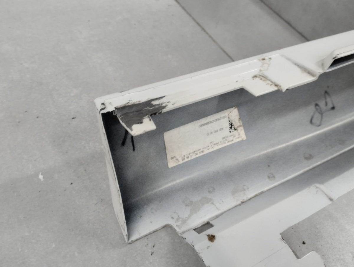 Lajsna praga desni BMW 1 F70 BMW 2 F74 24-