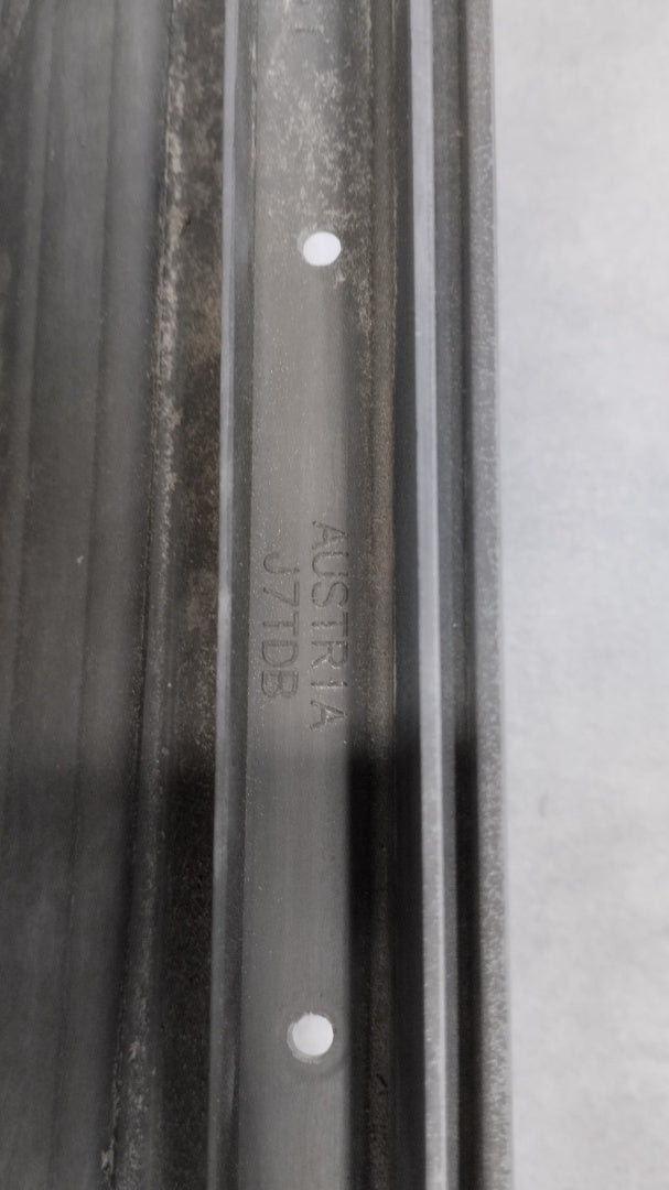 Lajsna praga lijevi Volvo XC90 15-23 PUR 31408231 16001662
