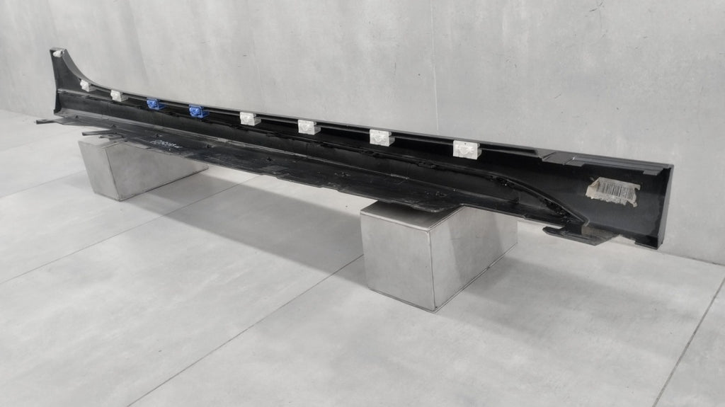 Lajsna praga lijevi BMW 2 F44 M paket 19-