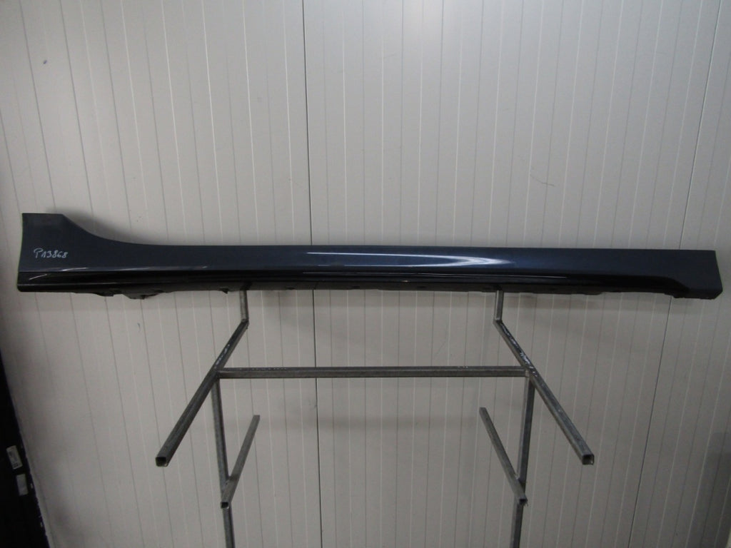 Lajsna praga desna BMW 1 F40 M paket 19-