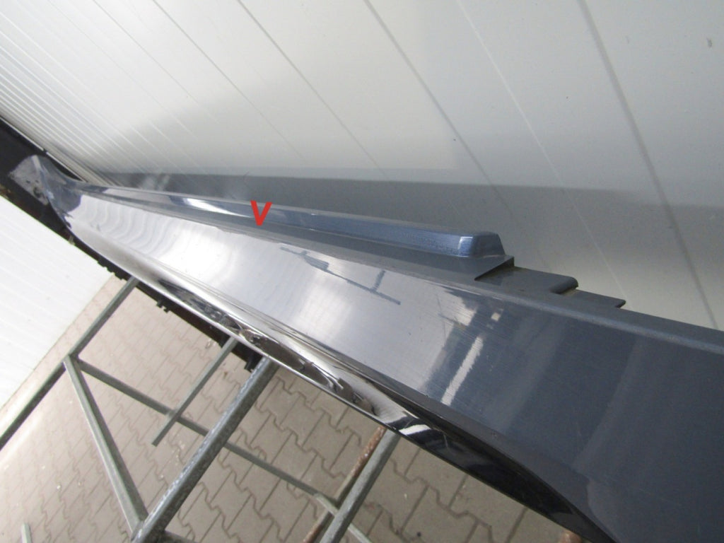Lajsna praga desna BMW 1 F40 M paket 19-