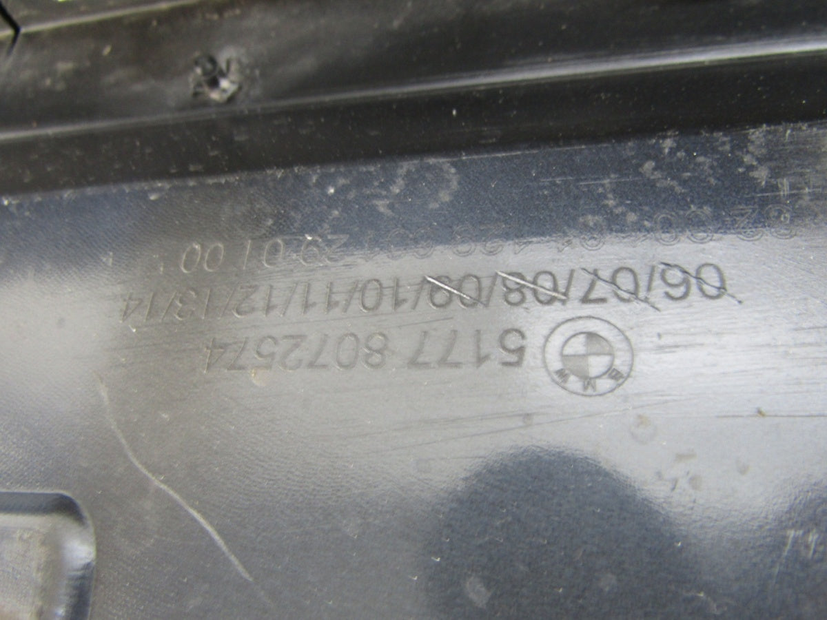 Lajsna praga desna BMW 1 F40 M paket 19-