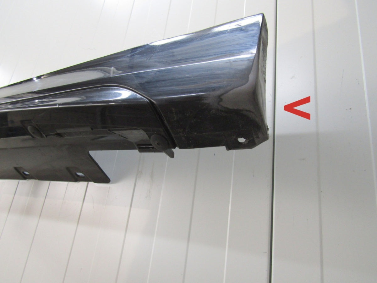 Lajsna praga desna BMW 1 F40 M paket 19-
