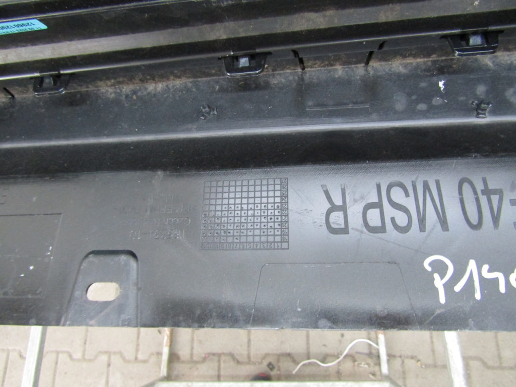 Lajsna praga desna BMW 1 F40 M paket 19-